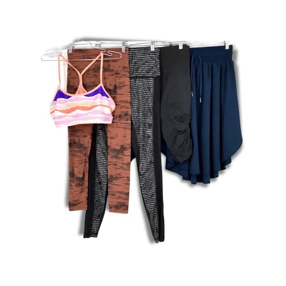 LULULEMON MYSTERY BOX - YOGA & GYM MYSTERY BOX (Tops, Bottoms, and MORE!) - Picture 4 of 7